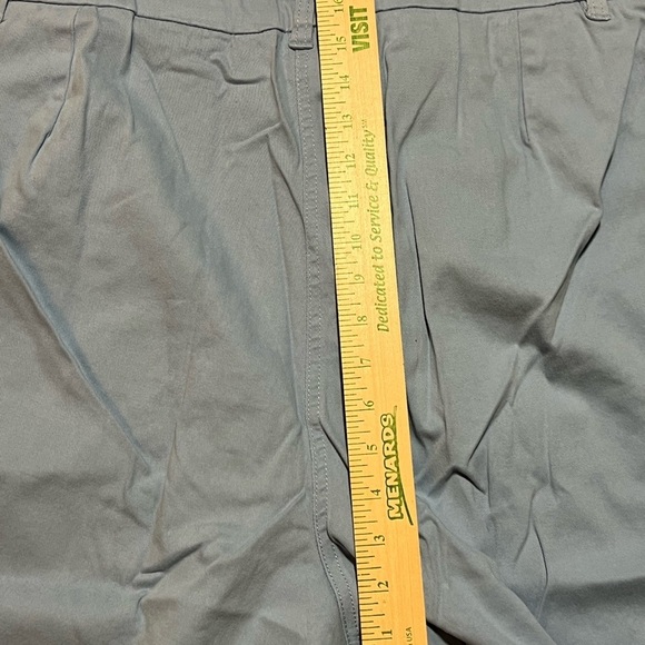 New Women Within 28W Petite Light Blue Capri Plus Size Pants - Picture 9 of 13